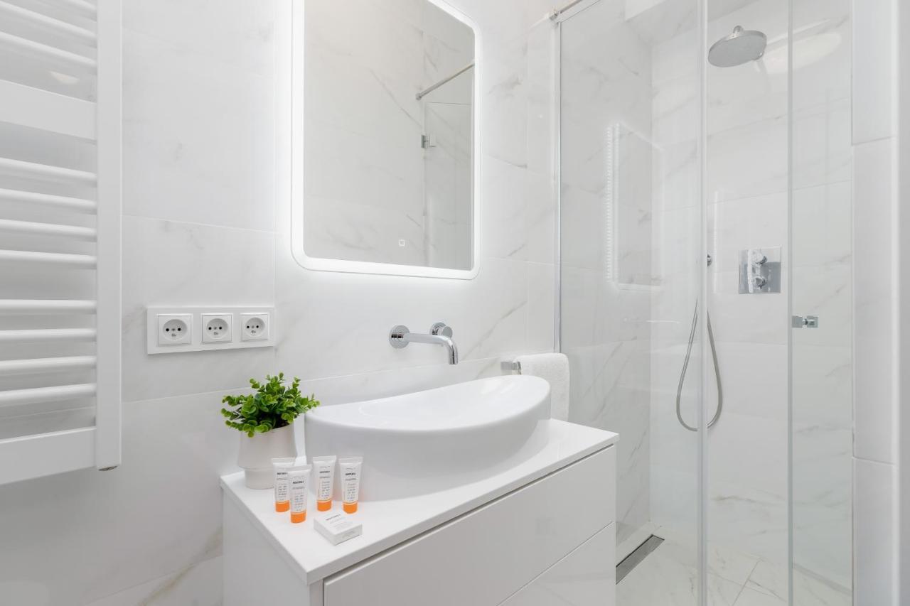 Studio Cracow Starowislna 41 & 43 By Noclegi Renters Krakow Bagian luar foto